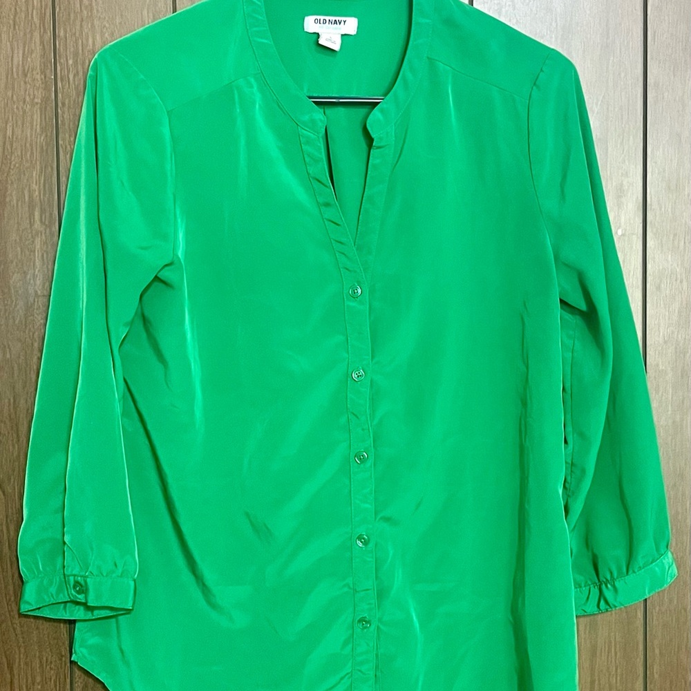 Old Navy Green 3/4 Sleeve Buttoned Blouse